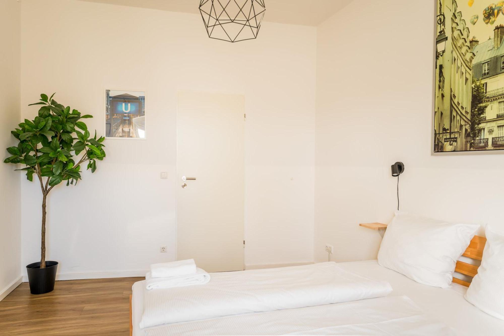 Three Bedroom Plus Big Kitchen Plus Selfcheckin Plus Street Parking Berlin Exterior photo