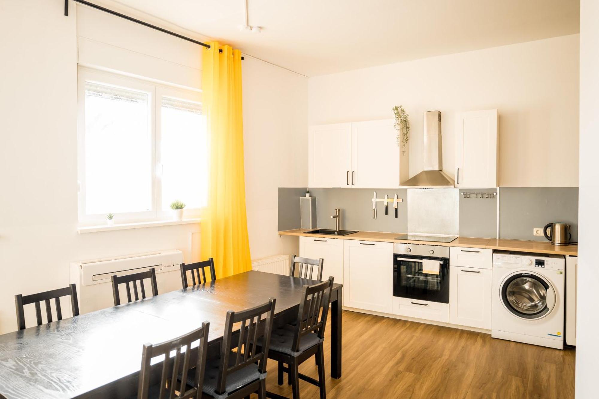 Three Bedroom Plus Big Kitchen Plus Selfcheckin Plus Street Parking Berlin Exterior photo